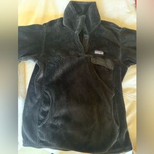 Black Patagonia Fleece Pullover- Medium